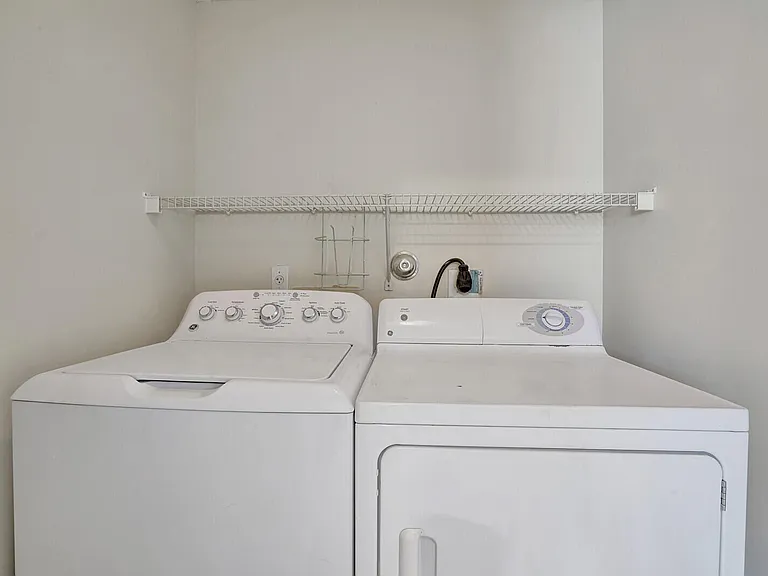 1022 Island Manor Dr — Photo 28
