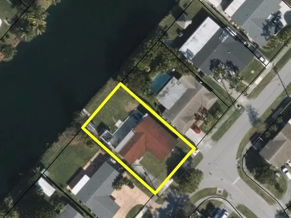 19762 Bel Aire Drive, Cutler Bay, FL 33157