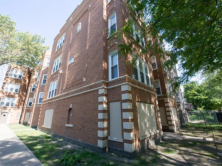 5024 W Quincy — Photo 11