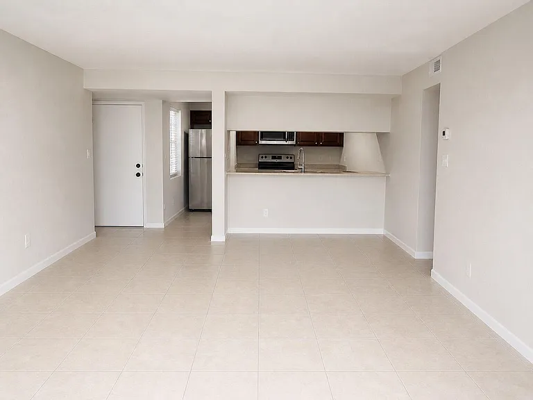 2730 Forest Hills Blvd #104 — Photo 5