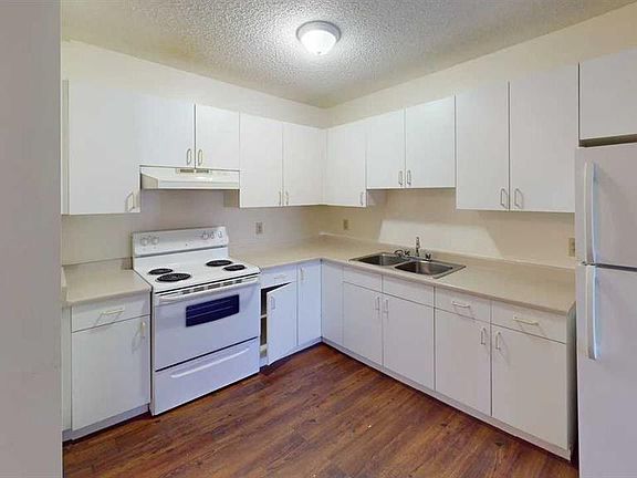 2nd image of 5117 44th St #302