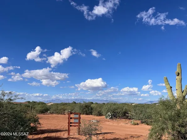 3380 E El Toro Rd, Sahuarita, AZ 85629