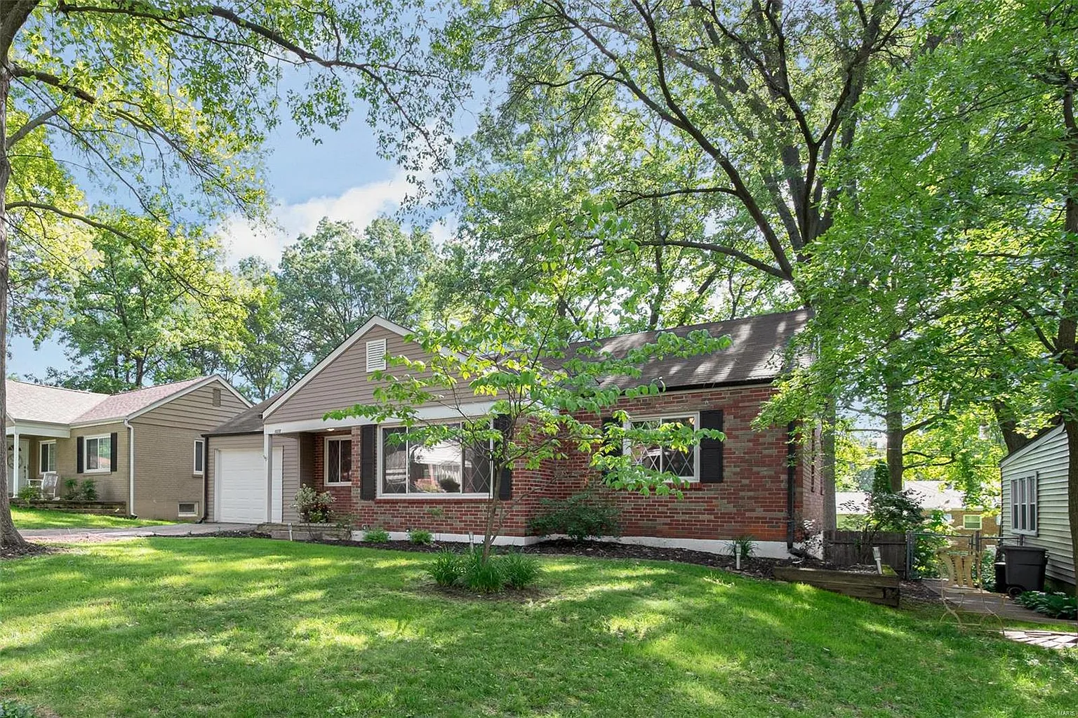 1320 Lanvale Dr photo 1