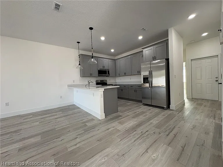 6011 Candler Ter — Photo 6