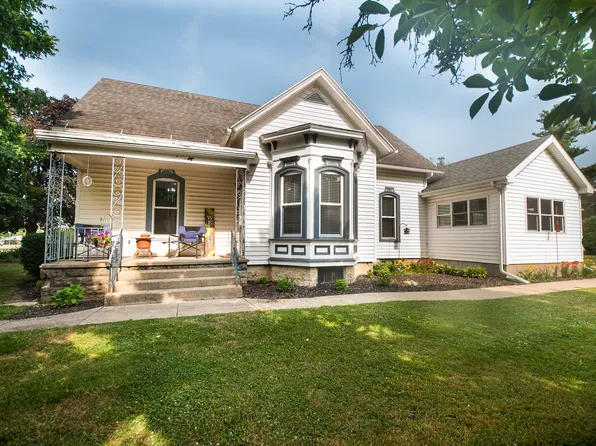 514 E Main St, Amboy, IL 61310