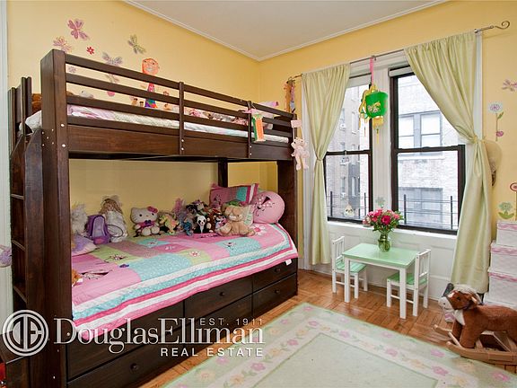 5th image of 504 W 111th St APT 42