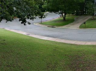 100 Foxridge Run, Lexington, SC 29072