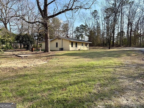 2nd image of 168 Rivers Cir