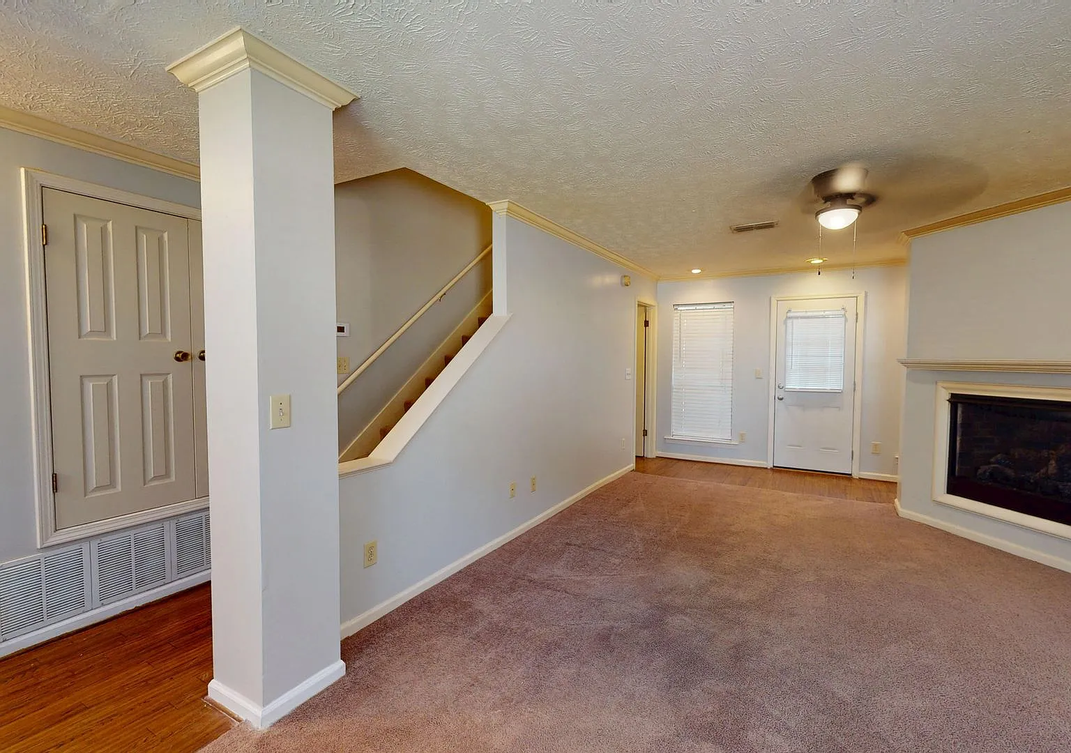 3 Bed, 2 and a half bath in Prattville at a great price! — Photo 2