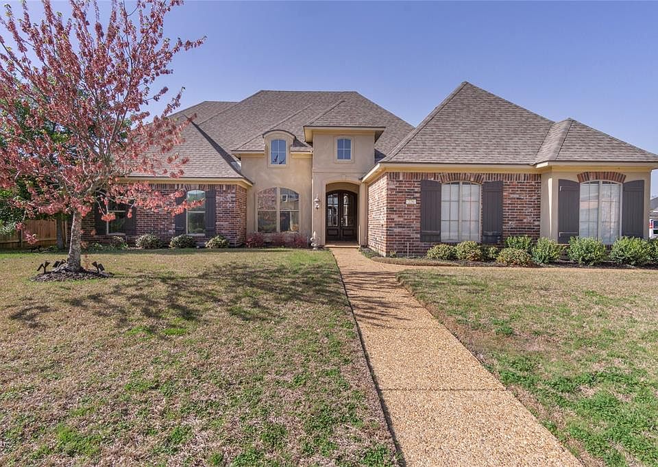 1st image of 226 Captain Hm Shreve Blvd