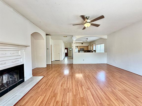 2nd image of 2305 Ames St