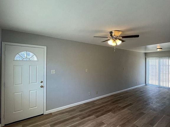 2nd image of 11723 216th St #2860017