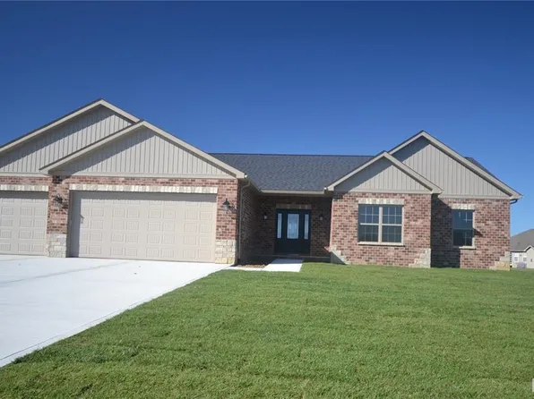 4016 Autumn Oak Dr, Smithton, IL 62285