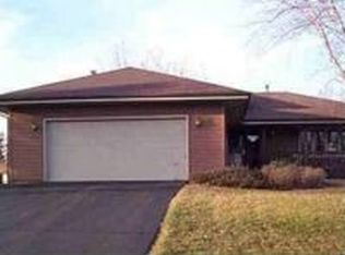 7544 Moss Canyon Rd, Cherry Valley, IL 61016