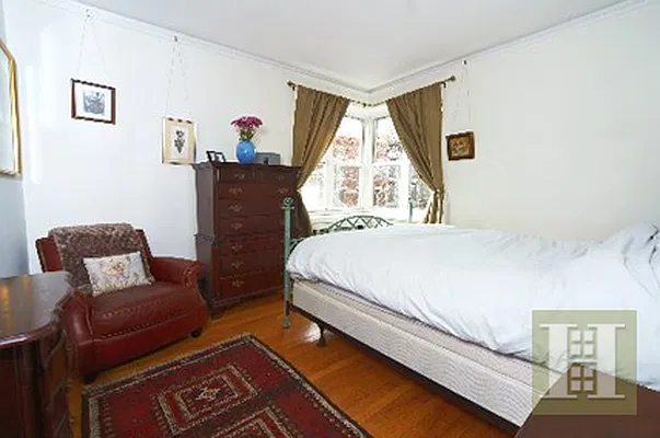 Sold by Halstead Real Estate | media 2