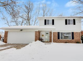 414 Eastlook Dr, Saline, MI 48176