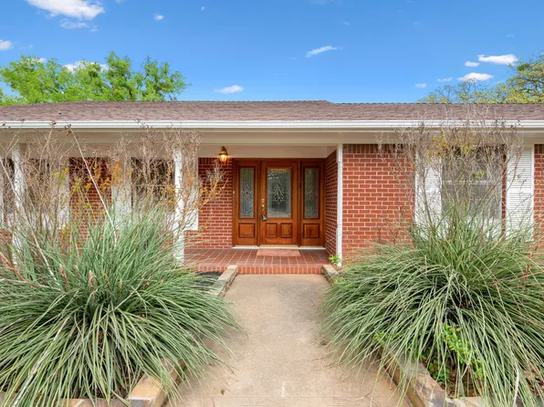 804 NW 11th St, Mineral Wells, TX 76067