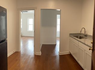 3202 N Cicero Ave #10, Chicago, IL 60641
