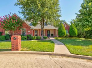 402 Valley View Ct, Aledo, TX 76008