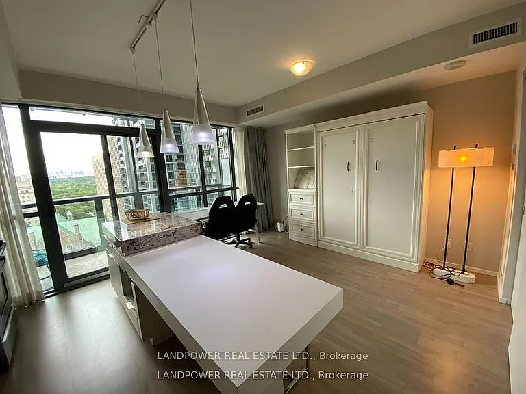 101 Charles St E #1607 — Photo 3