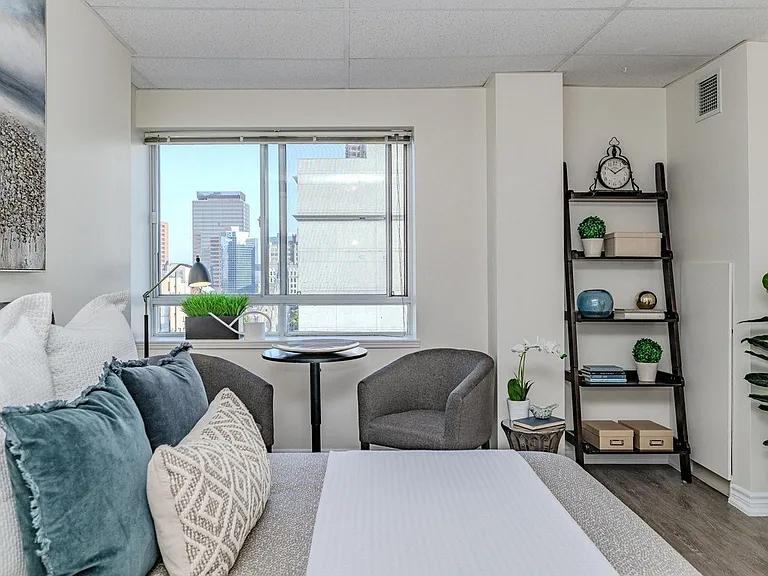 155 James St S #45 — Photo 8