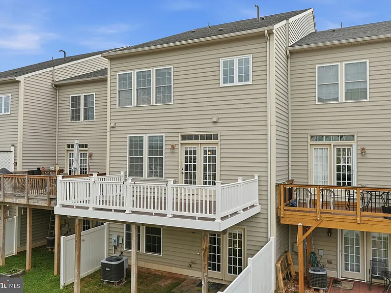 21253 Park Grove Ter — Photo 42