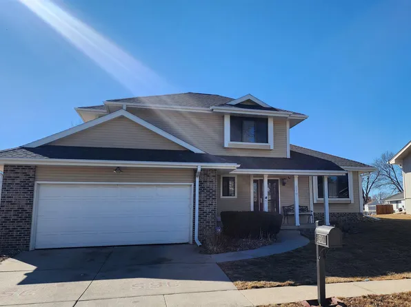 310 Regency Pkwy, South Sioux City, NE 68776
