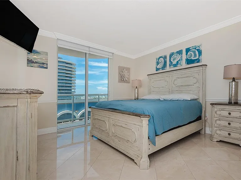 8855 Collins Ave #8J — Photo 16