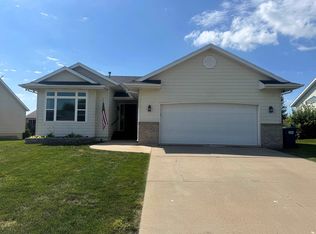 3726 Jackson Ave, Spirit Lake, IA 51360