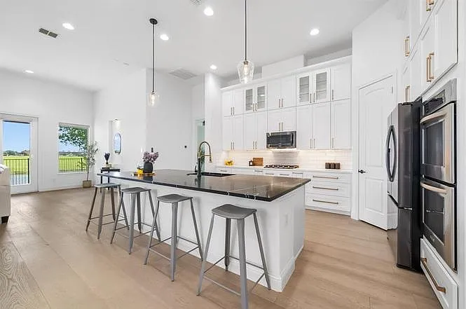 364 Grayhawk Blvd — Photo 3