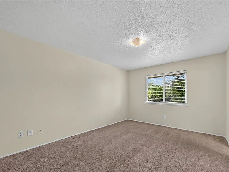 2026 Wedgewood Ln — Photo 20