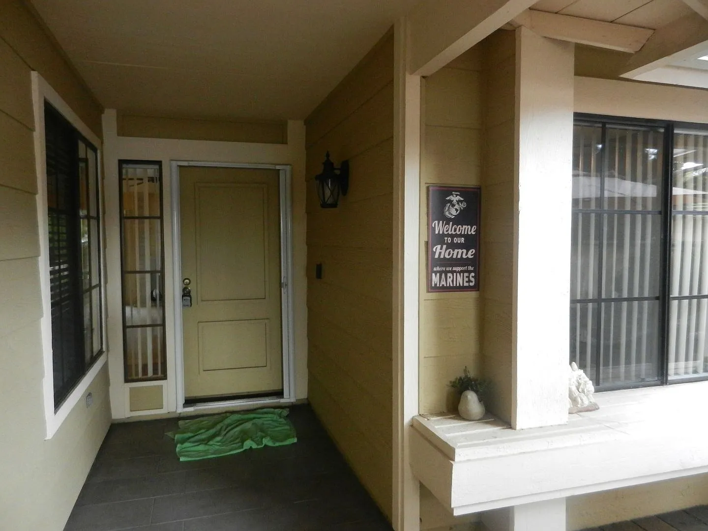 Great single story Oceanside home! 3 Bedroom/ 2 Bathroom/ 1570 sq ft/ A/C/ 2 car garage — Photo 4