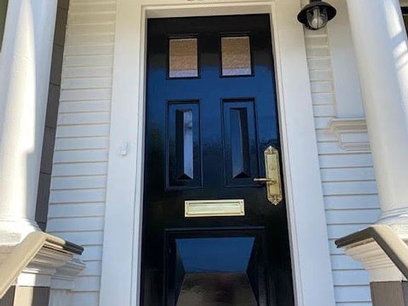 2nd image of 4115 17th St
