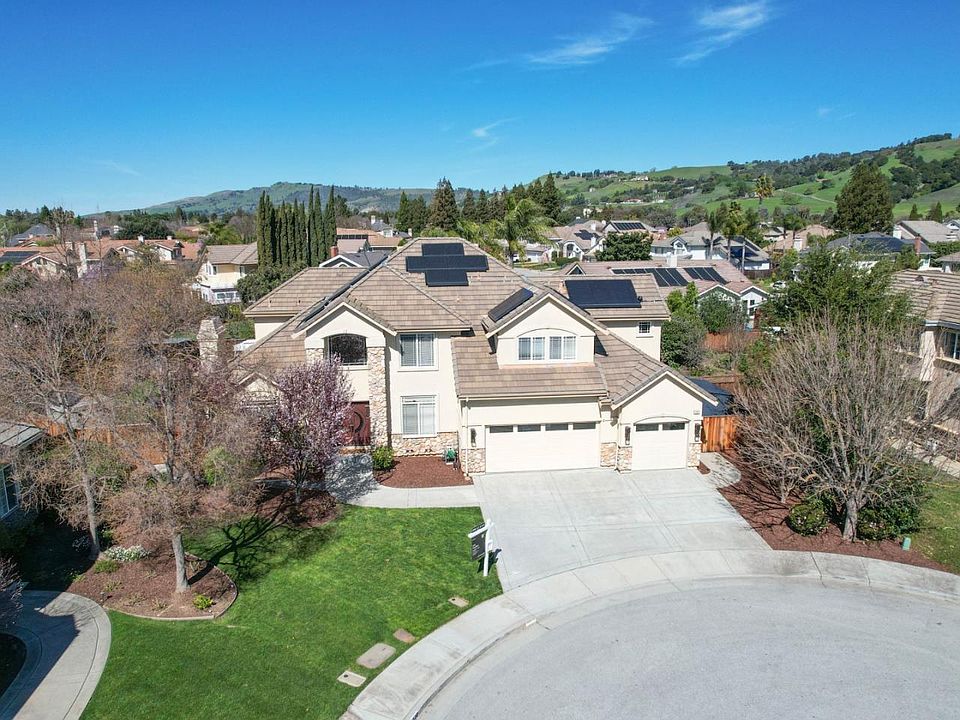 1st image of 17017 Heatherwood Way