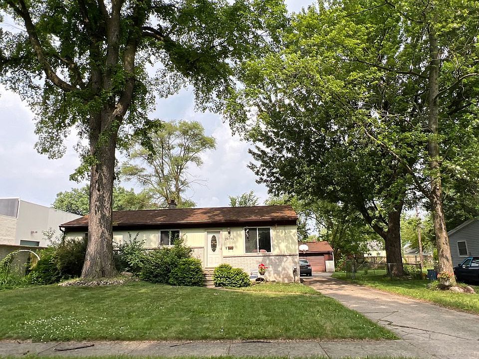 1st image of 26385 Spicer St