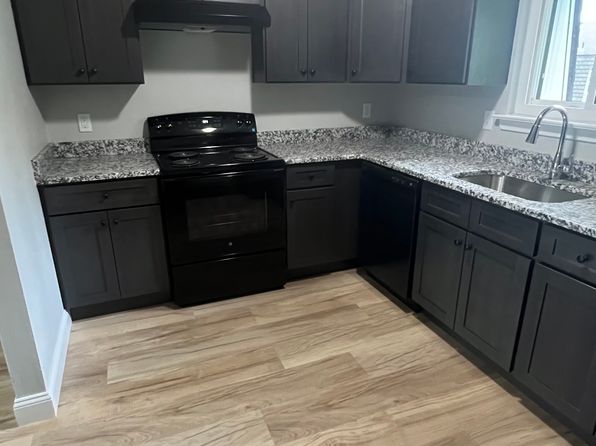 90 High Path Rd UNIT 90