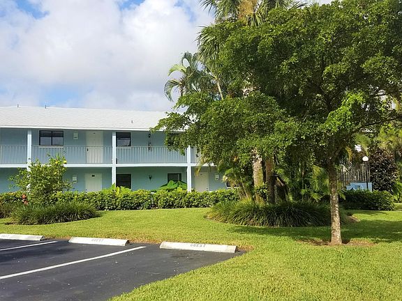 5th image of 28151 Pine Haven Way APT 127