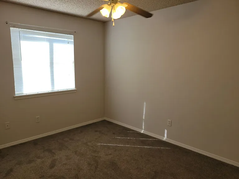 5561 Prairie Schooner Dr — Photo 14