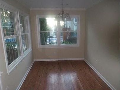 3rd image of 1538 Chantilly Dr NE #112