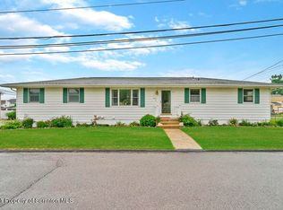 1107 Meylert Ave, Jessup, PA 18434