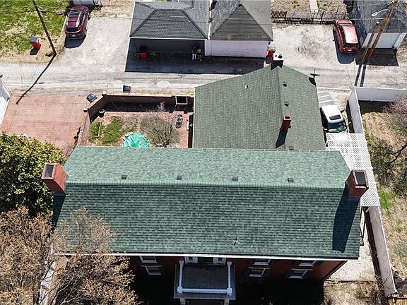 3rd image of 1611 South St