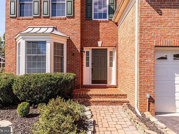 4th image of 5810 Cranswick Ct