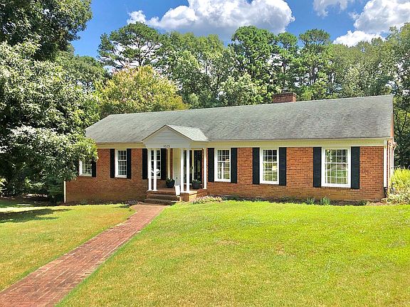 3rd image of 1025 Morningside Ln