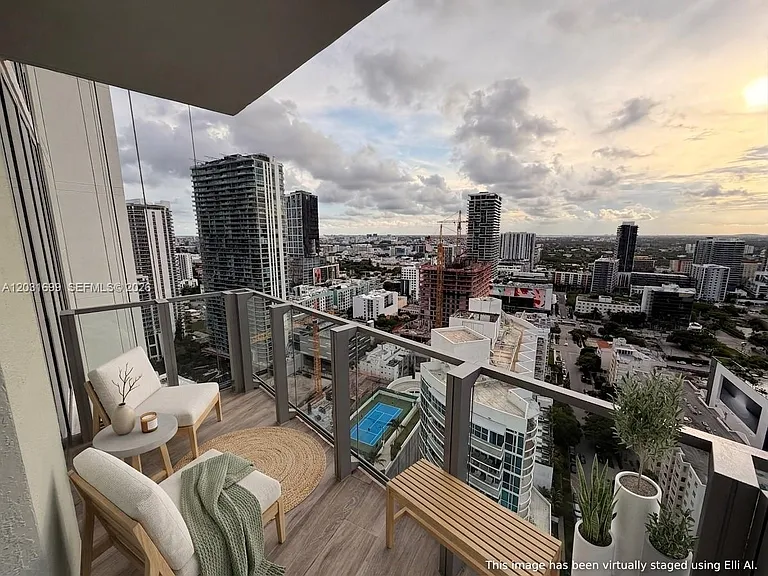 2900 NE 7th Ave #2901 — Photo 25