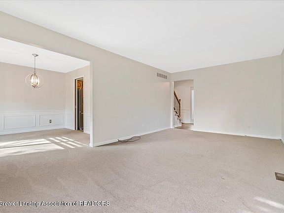 5th image of 6003 Montevideo Dr Unit B