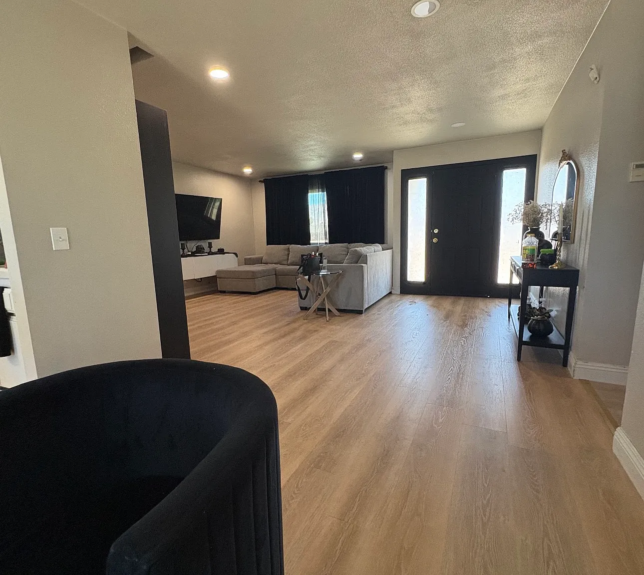 4 bed, 1550 sqft, $2,800 — Photo 2