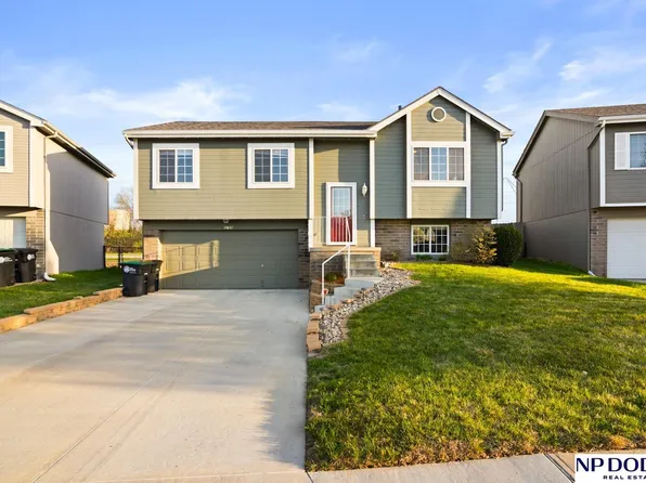 11657 Bauman Ave, Omaha, NE 68164