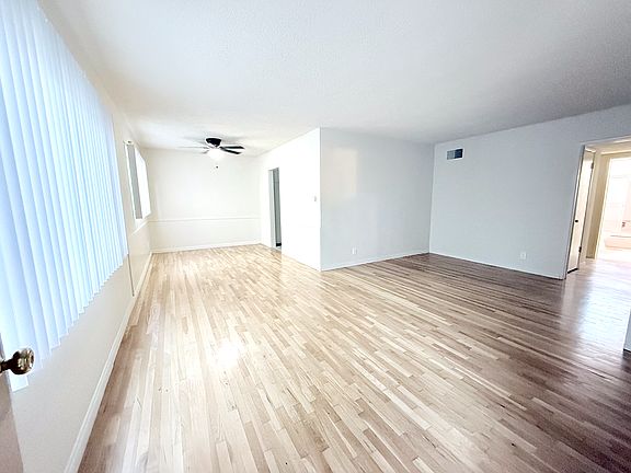 3rd image of 14304-14308 Dickens St #1