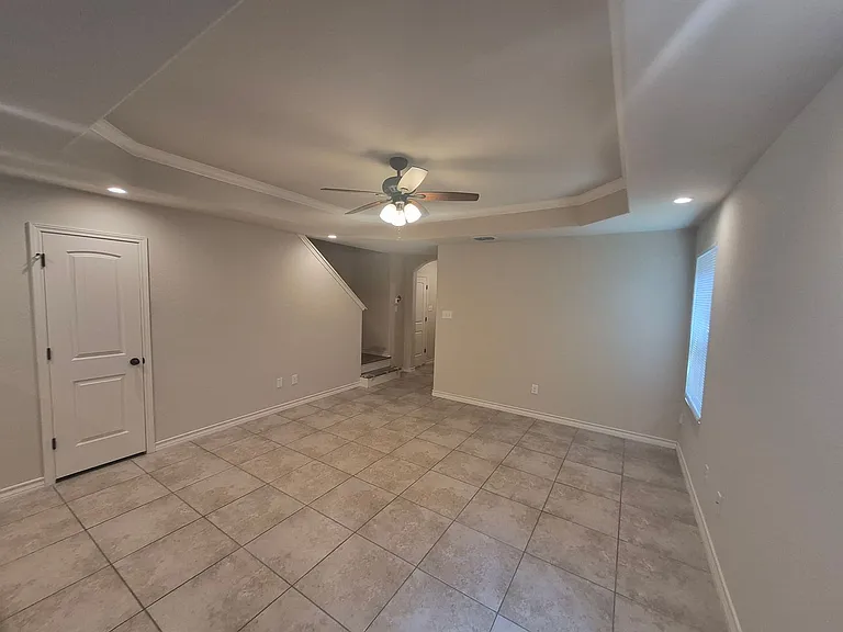 6858 Lakeview Dr #101 — Photo 4