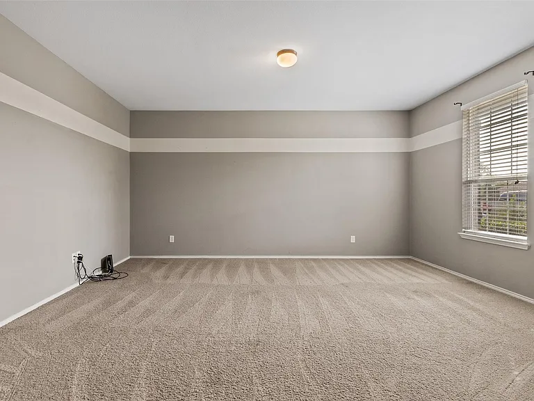 2904 Whispering Pine Blvd — Photo 12